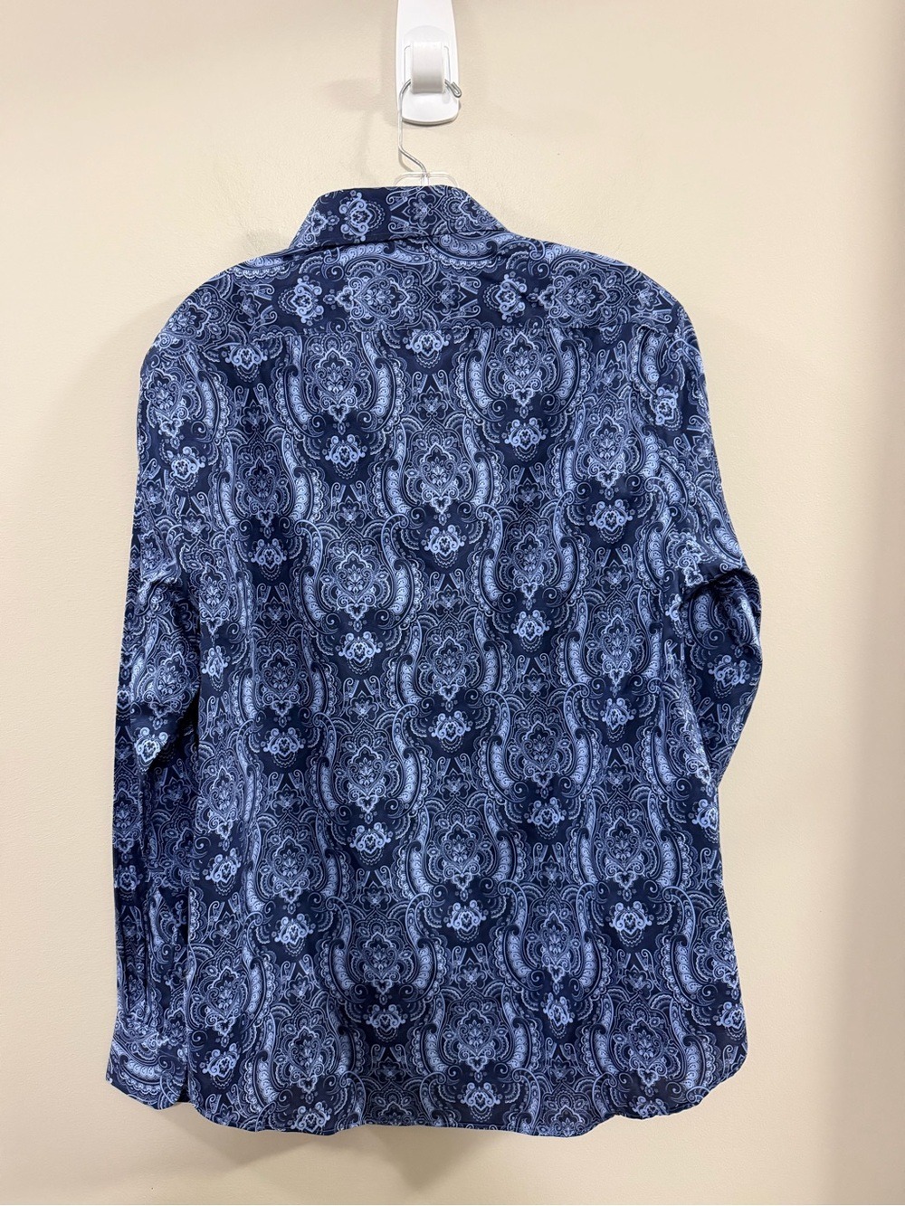 NWT Joseph Abboud Navy and White Paisley Button-Up Shirt. Modern Fit. Medium - Picture 2 of 6